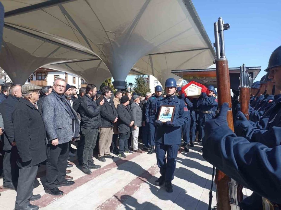 15 Temmuz gazisi son yolculuğuna uğurlandı