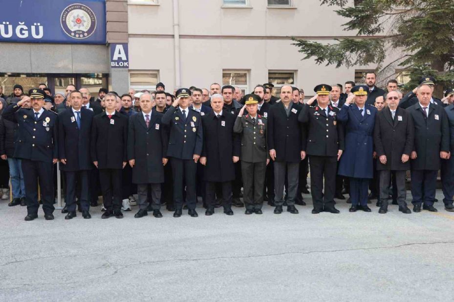 Kazada şehit olan polis memuru memleketine uğurlandı