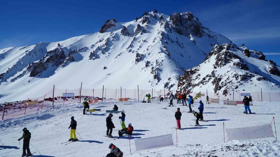 Erciyes, kış sporlarının da merkezi