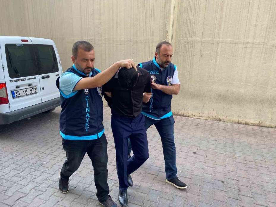 Düğünde kuzenini böyle vurdu