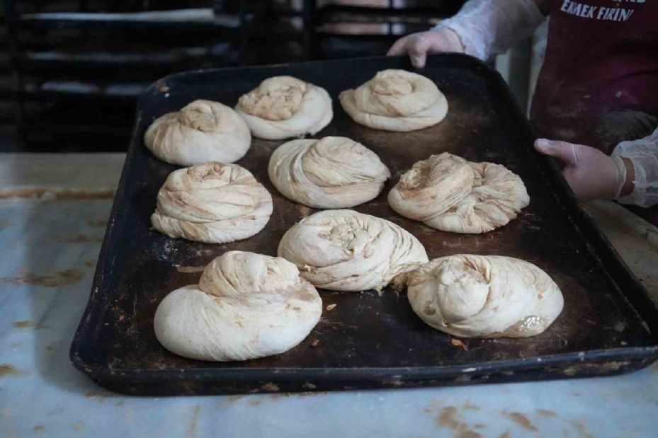 Ramazan sofralarının vazgeçilmezi, Niğde’nin tescilli lezzeti: Tahinli pide