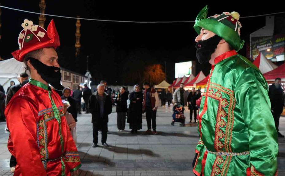 Ramazan Sokağı kadınların ekonomik kapısı oldu