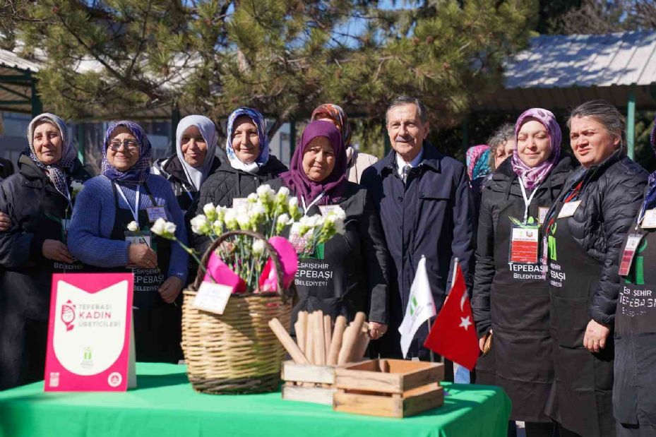 Başkan Ataç 8 Mart Dünya Kadınlar Günü’nü üreticilerle kutladı