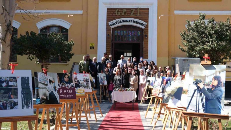 KMÜ Yeni Medya ve İletişim Bölümü öğrencilerinden 8 Mart’a özel sergi