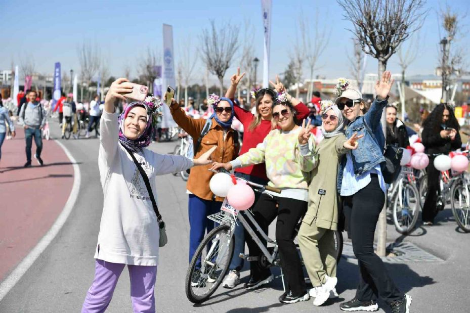 Büyükşehir’den 8 Mart Dünya Kadınlar Günü’ne özel bisiklet turu