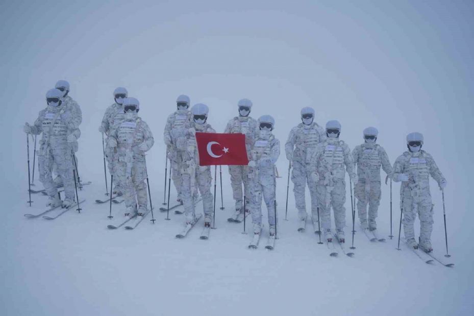 Eksi derecelerde hayatta kalma ve savaşma sanatı: ‘Özel Kuvvetler Kış Eğitimi’