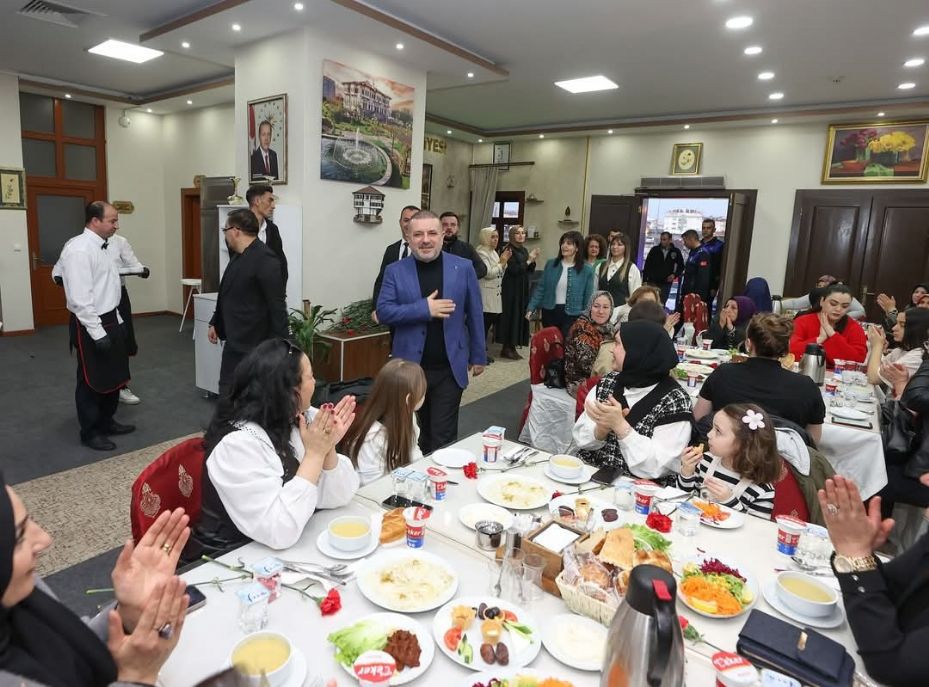 Sincan’daki kadın esnafa özel iftar yemeği