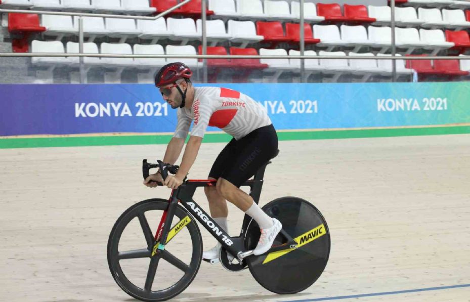 Milli Bisikletçi Ramazan Yılmaz, UCI Pist Bisikleti Uluslar Kupası’nda Kürsüye Çıkmayı Hedefliyor