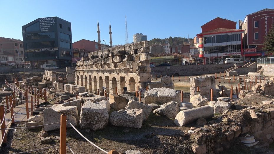 2 bin yıllık Roma Hamamı tarihi dokusuyla asırlara meydan okuyor