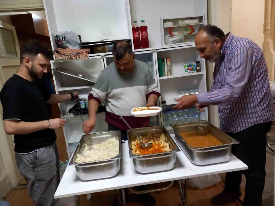 Eskişehir’de okuyan Türk Dünyası öğrencileri iftarda buluştu