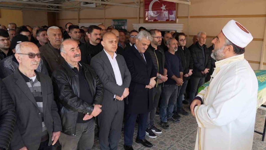 Şofben faciasında hayatlarını kaybeden baba ve kızı toprağa verildi