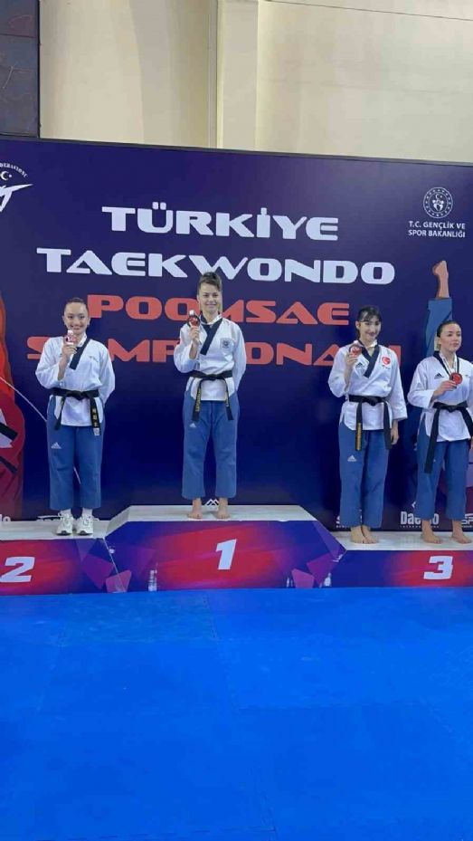 Eskişehirli taekwondo sporcusu 19’ncu Türkiye Şampiyonluğunu kazandı