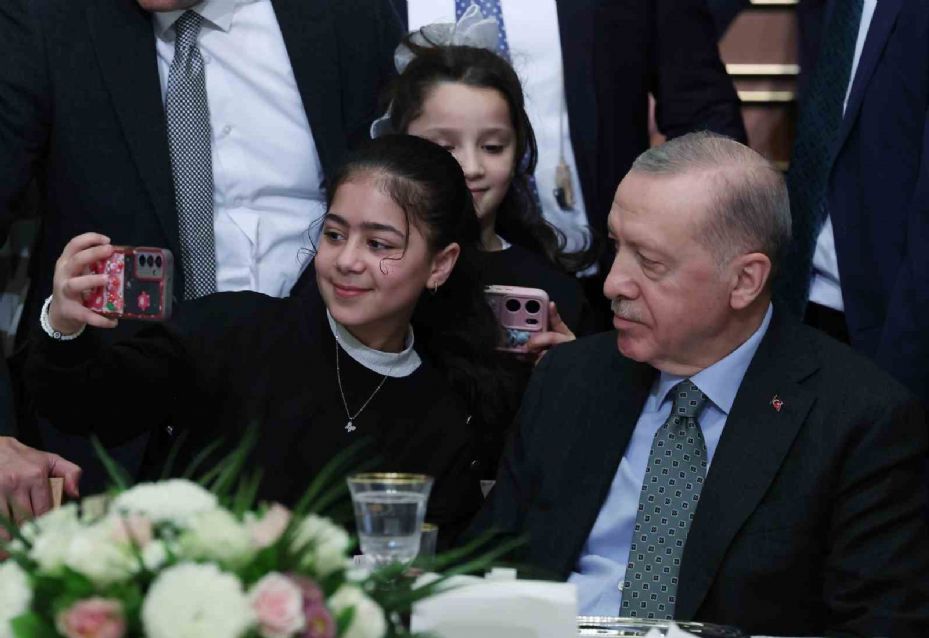 Cumhurbaşkanı Erdoğan: "Türk milleti olarak Kudüs, Filistin nöbetimiz devam ediyor"