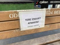 Vatandaşın ceza yememesi için esnaftan uyarı mesajı