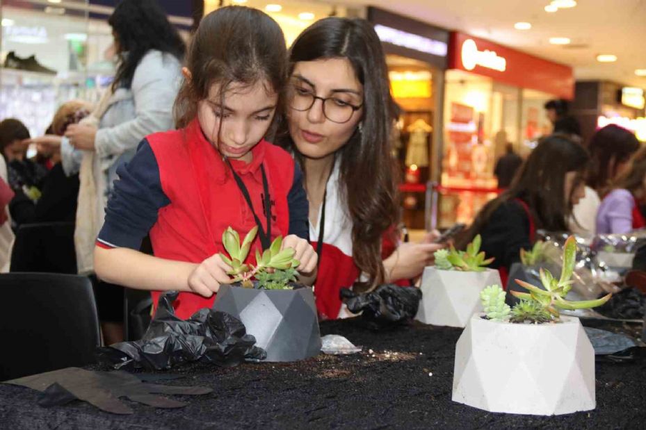 Espark Alışveriş Merkezi’nde "Sukulent Çiçek Etkinliği"