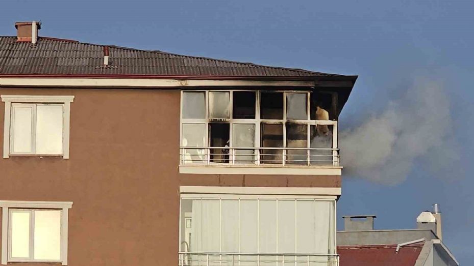 Yozgat’ta 17. katta çıkan yangın paniğe neden oldu