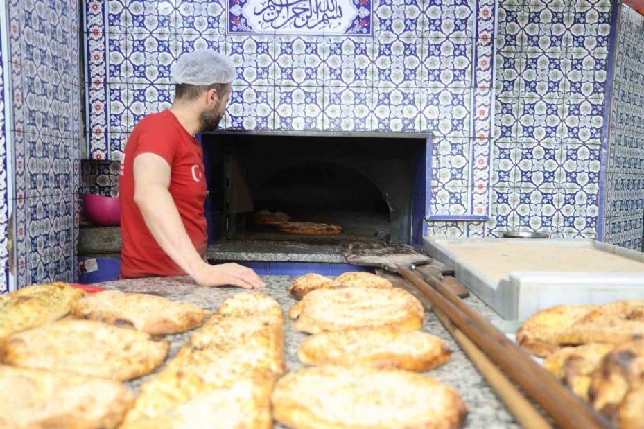 Ramazan ayında 450 derece önünde vazgeçilmez lezzet mesaisi