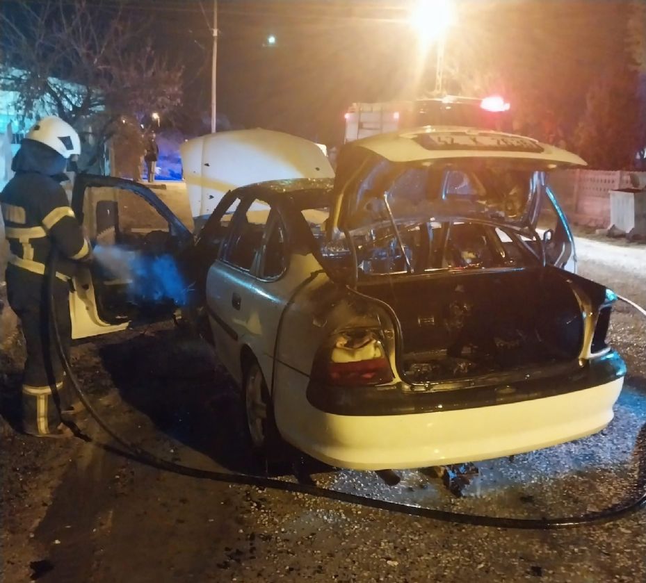 Konya’da otomobilde patlama ve yangın: 3 yaralı