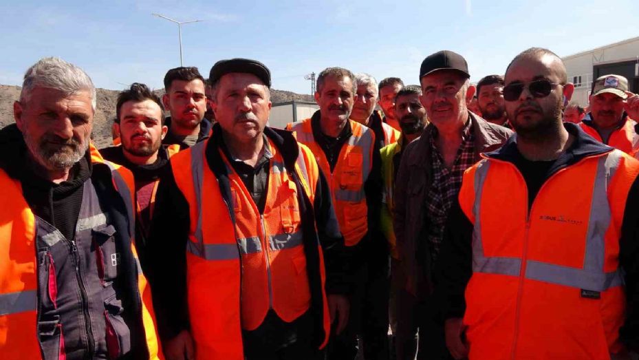 Yozgat’ta Yüksek Hızlı Tren şantiyesi işçileri iş bıraktı