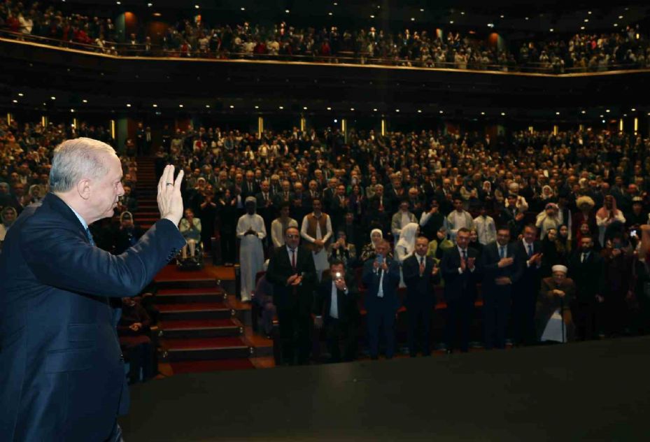 Cumhurbaşkanı Erdoğan: "Nerede bir zulüm, çatışma, adaletsizlik varsa sona erdirmek için biz oradayız"