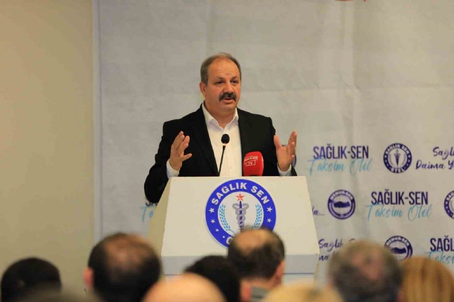 Sağlık-Sen Genel Başkanı Doğan: "14 Mart Tıp Bayramı’nda sağlık profesyonellerine bir maaş ikramiye ödenmeli"