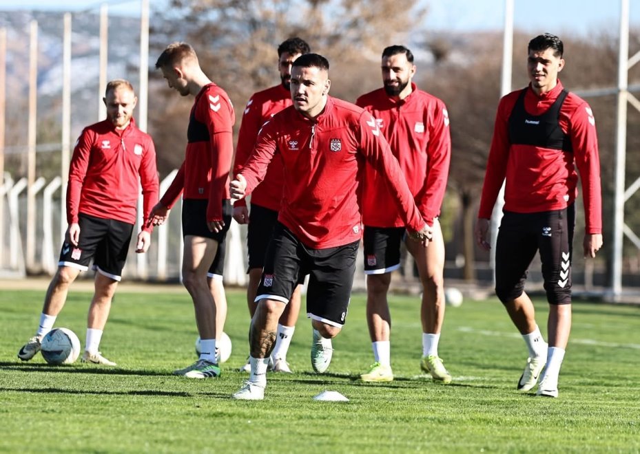 Sivasspor’da Hatayspor maçı hazırlıkları sürüyor