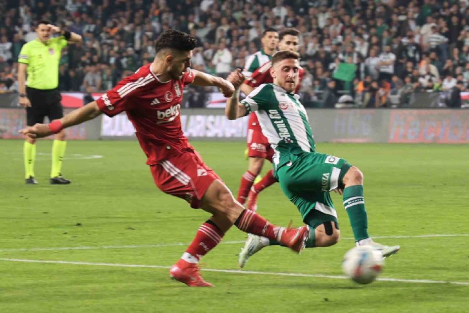 Trendyol Süper Lig: Konyaspor: 1 - Beşiktaş: 0 (İlk yarı)