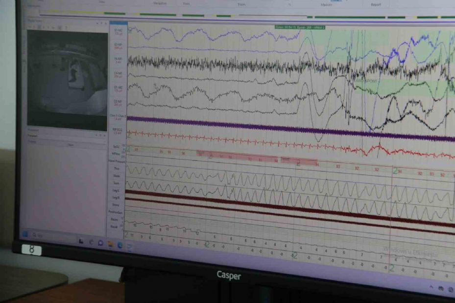 Uyku uzmanı uyardı: Fark edilmezse inme ve kalp krizine yol açabilir