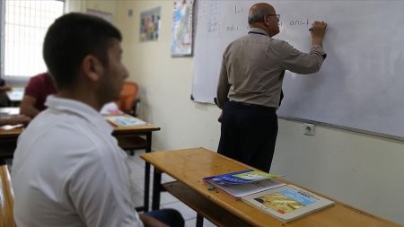 Bakan Tunç: "Ceza infaz kurumlarında 75 bini aşkın tutuklu ve hükümlü eğitim görüyor"