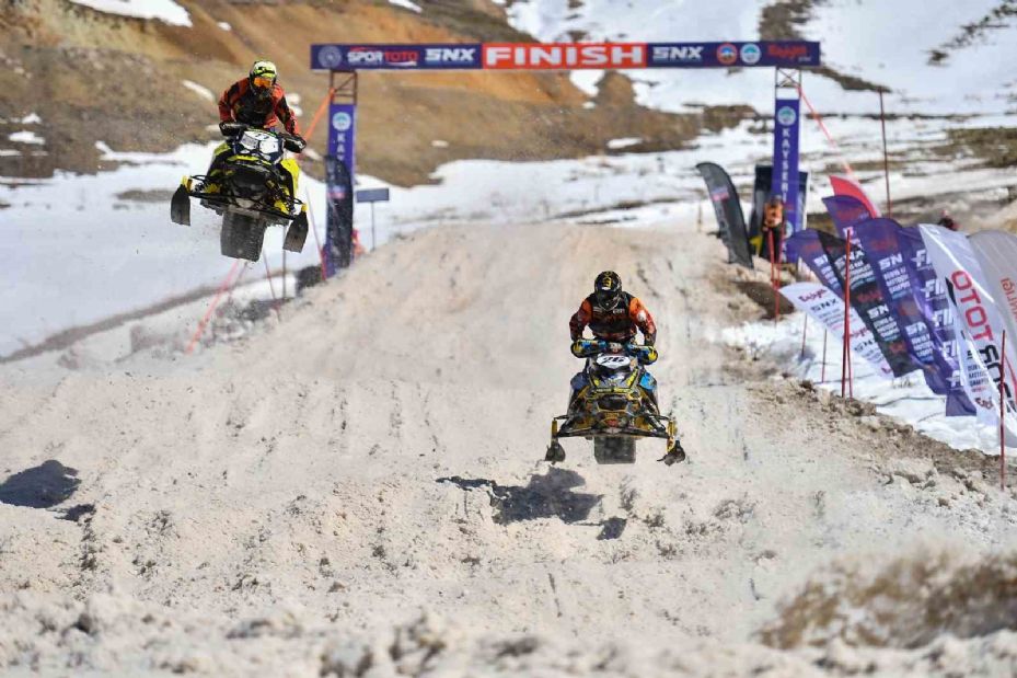 Erciyes, Dünya Kar Motosikleti Şampiyonası’na ev sahipliği yaptı