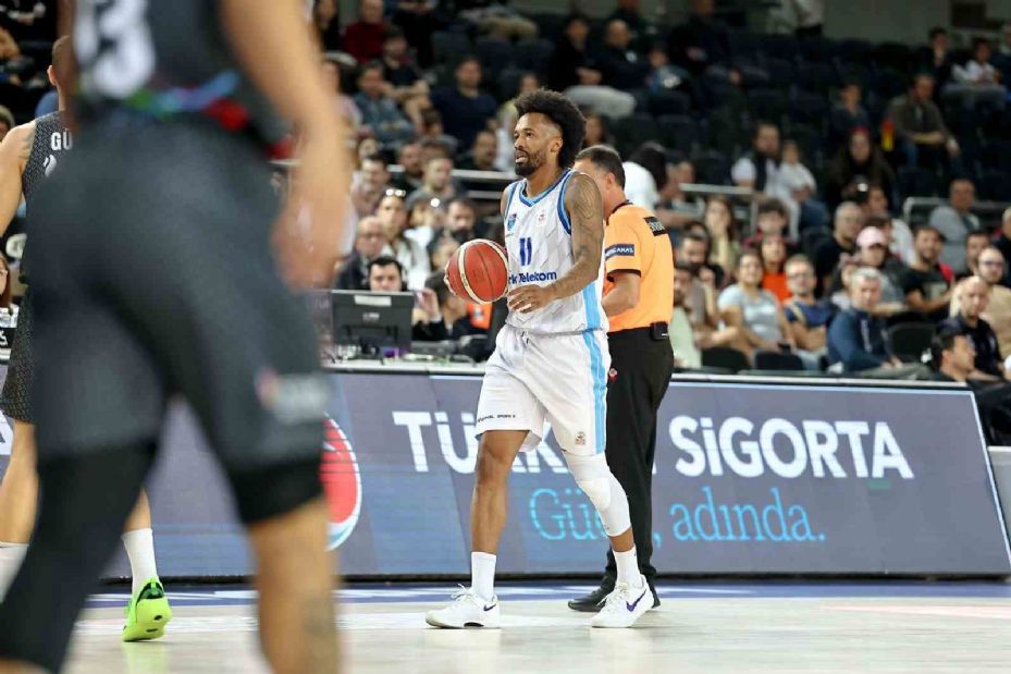 Türkiye Sigorta Basketbol Süper Ligi: Türk Telekom: 88 - Aliağa Petkimspor: 75