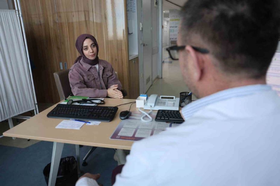 Yemek yeme süresinden şüphelendi hastalıktan kurtuldu