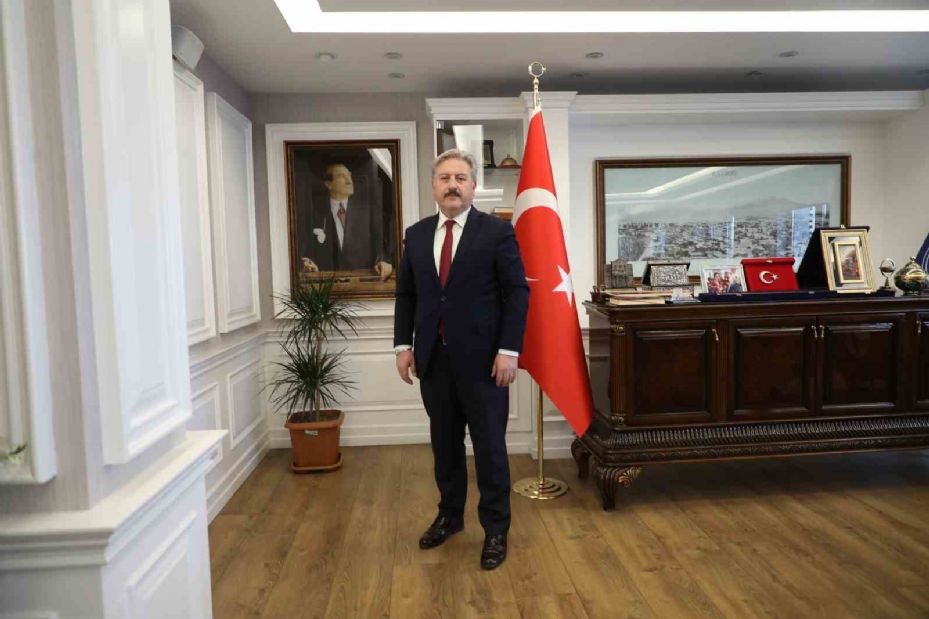 Başkan Palancıoğlu: "Çanakkale Zaferi, aziz milletimizin tüm imkansızlıklar karşısında gösterdiği destansı mücadelenin adıdır"