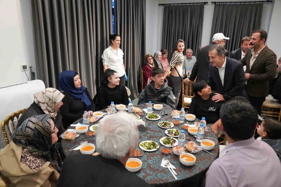 Başkan Ataç, şehit yakınları ve gazilerle iftarda buluştu