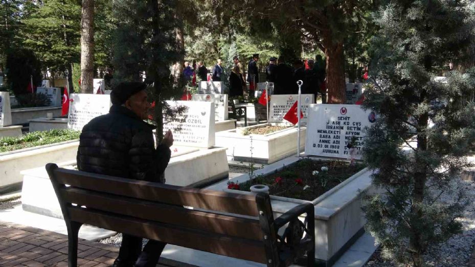 Konya’da Çanakkale Zaferi’nin 110’uncu yıl dönümünde şehitler anıldı