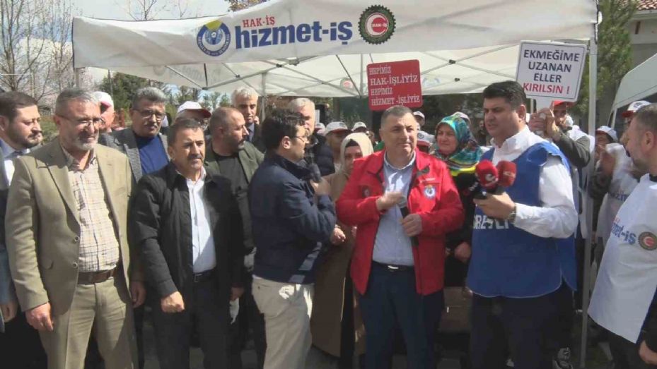 HİZMET-İŞ Sendikası işten çıkarılan işçiler için Altındağ Belediyesi önünde direniş çadırı açtı