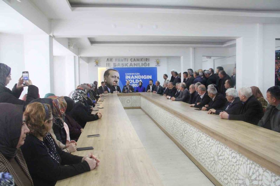 Sanayi ve Teknoloji Bakanı Kacır: "22 yıl önce İHA nedir bilmezdik, aklımıza İhlas Haber Ajansı gelirdi"