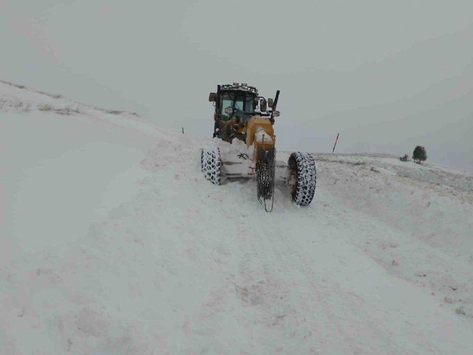 Büyükşehir’in ulaşıma açtığı mahalle sayısı 260’a yükseldi