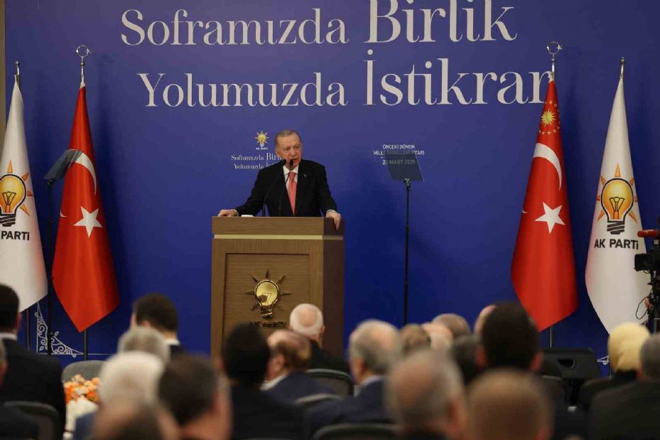 Cumhurbaşkanı Erdoğan: "Bizim ne şahsen, ne parti, ne de ittifak olarak muhalefetin müsamerelerine ayıracak vaktimiz yok"