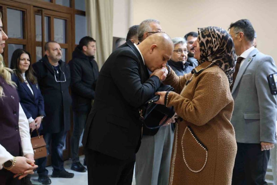 Kırıkkale Belediyesi, şehit aileleri ve gaziler için iftar programı düzenledi