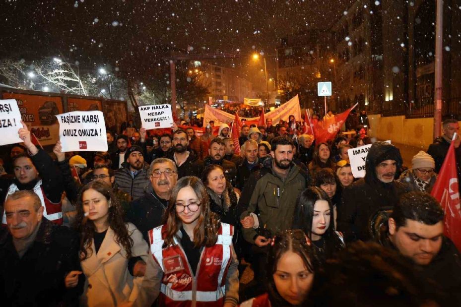 Kırıkkale Belediye Başkanı Önal: "Adaletsizliğe geçit vermeyeceğiz"