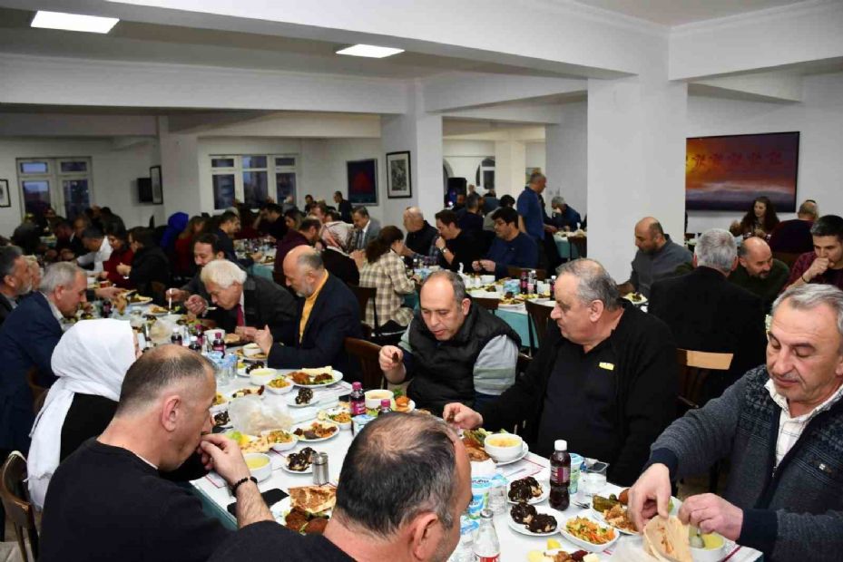 Eskişehir İl Milli Eğitim Müdürü Sinan Aydın’dan iftar buluşması