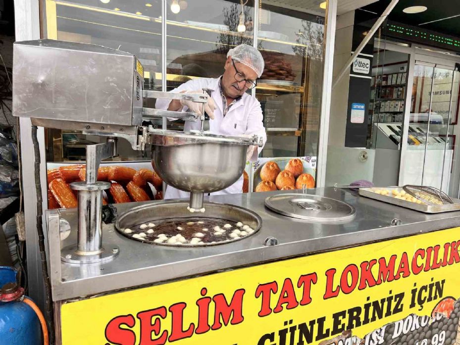 Konya’da geleneksel lokma tatlısına rağbet