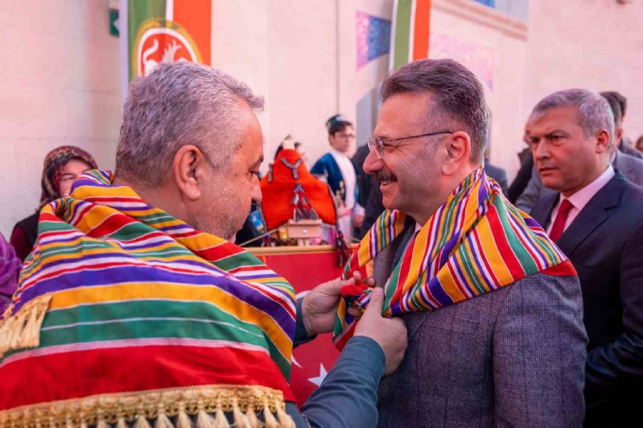 Eskişehir Valisi Hüseyin Aksoy Nevruz Bayramını kutladı