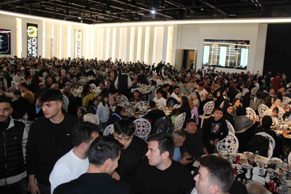 Kayseri Sivaslı Dernekler Federasyonu üyeleri iftarda bir araya geldi