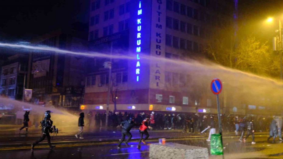 Başkentte protestolar devam ediyor