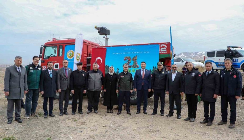 Niğde’de bin fidan toprakla buluşturuldu