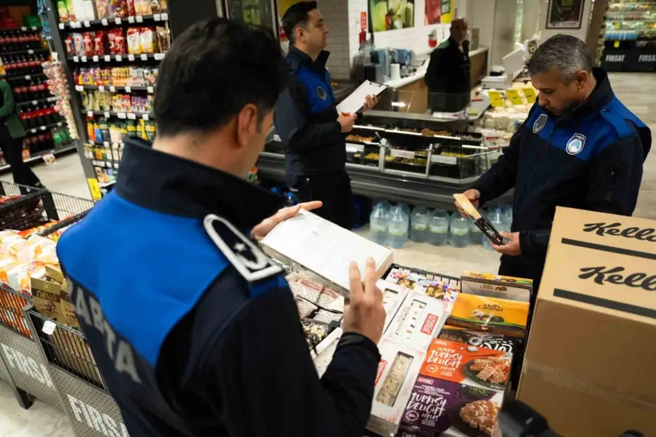 Gölbaşı Belediyesi zabıta ekiplerinden bayram öncesi sıkı denetim