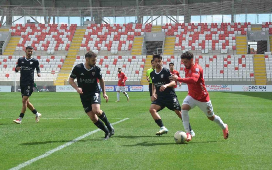 TFF 2. Lig: Karaman FK: 0  - Somaspor: 0