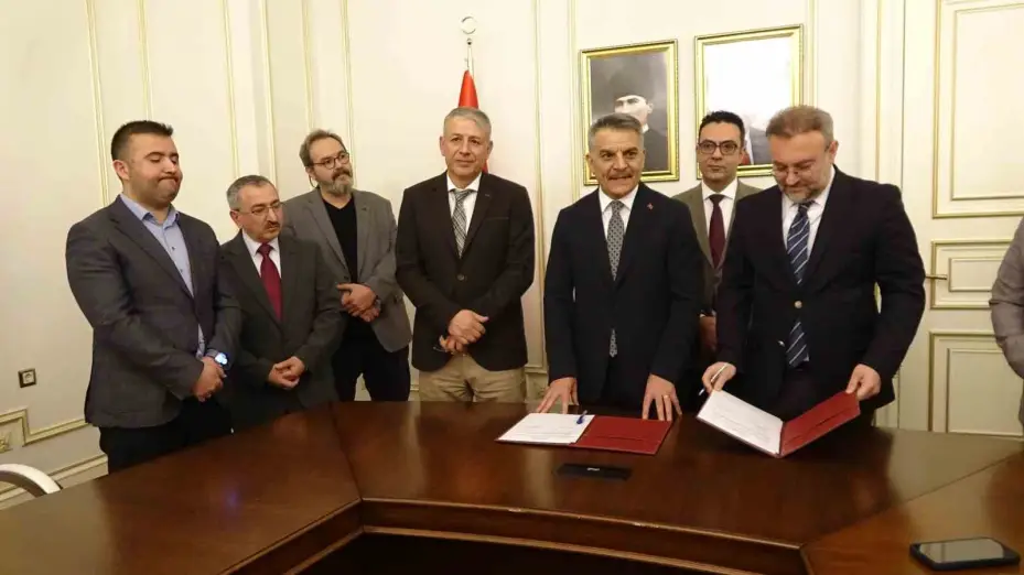 Devlet hastanesi ile üniversite hastanesi arasında iş birliği protokolü imzalandı